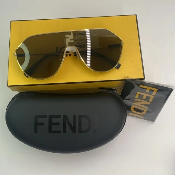 💯- New Original Fendi FE40080U round sunglasses Shiny endura gold / brown